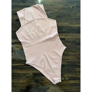 OQQ Women's Square Neck Tummy Control Bodysuit (Size- XL, Pre-Owned - Excellent)